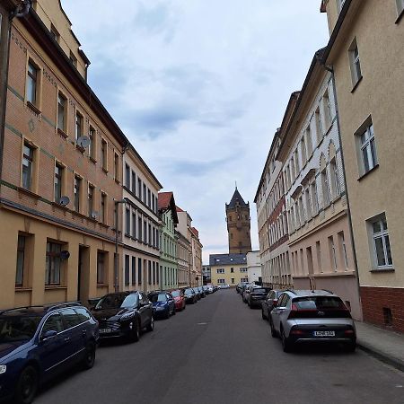 Schoene Zwei-Zimmer-Wohnung "W2" Mit 4 Einzelbetten Und Wlan In Zwenkau Bei Leipzig Im Neuseenland Ngoại thất bức ảnh
