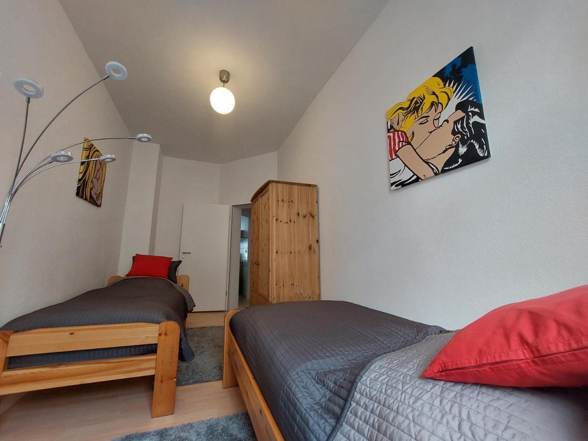 Schoene Zwei-Zimmer-Wohnung "W2" Mit 4 Einzelbetten Und Wlan In Zwenkau Bei Leipzig Im Neuseenland Ngoại thất bức ảnh