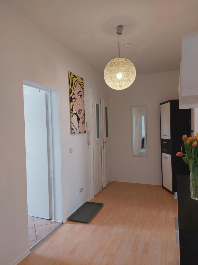 Schoene Zwei-Zimmer-Wohnung "W2" Mit 4 Einzelbetten Und Wlan In Zwenkau Bei Leipzig Im Neuseenland Ngoại thất bức ảnh