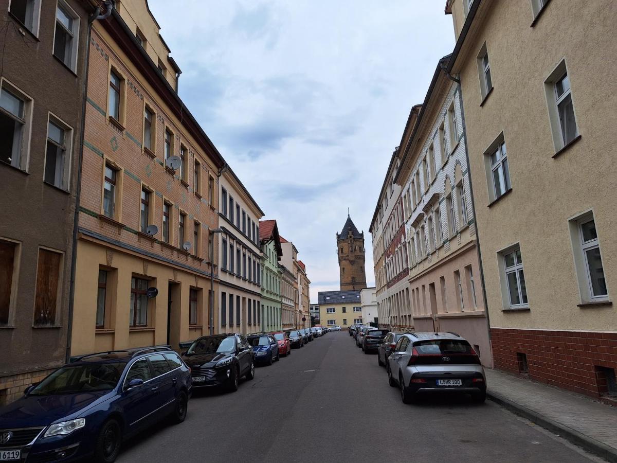 Schoene Zwei-Zimmer-Wohnung "W2" Mit 4 Einzelbetten Und Wlan In Zwenkau Bei Leipzig Im Neuseenland Ngoại thất bức ảnh